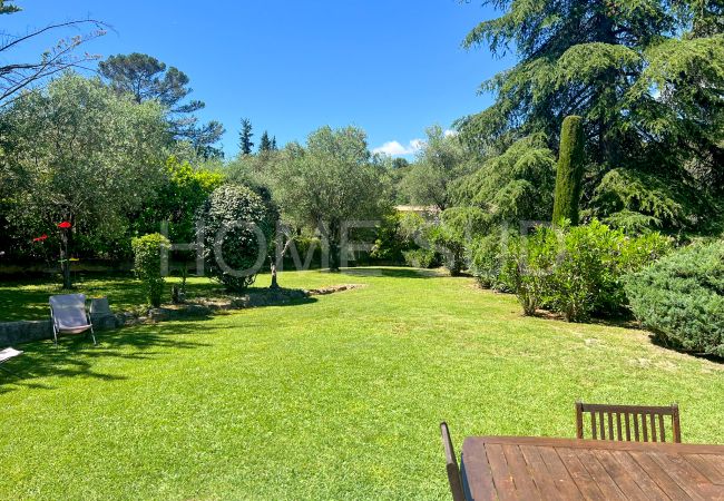 Villa in Roquefort-les-Pins - HSUD0818-Les Lys